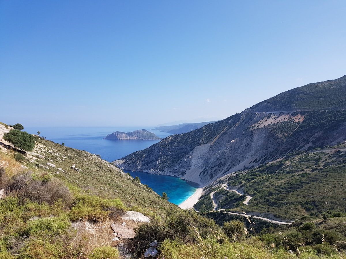Myrtos Beach viewpoint with turquoise water and dramatic cliff scenery, Kefalonia, Greece